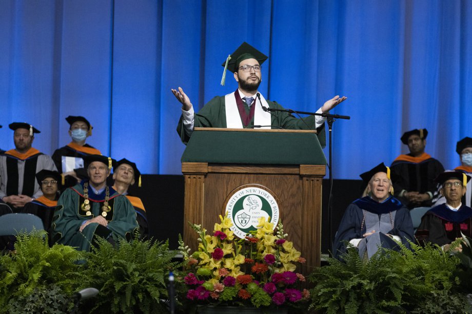 Emre Işıktekiner, Bilişim Sistemleri Mühendisliği, Binghamton Üniversitesi-İTÜ