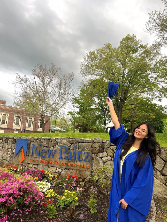 Ayşe Zeynep Koltuk, İngilizce Öğretmenliği, SUNY New Paltz-ODTÜ