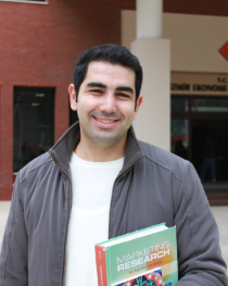 Osman Erol Saraydere, İşletme, SUNY New Paltz - İzmir Ekonomi Üniversitesi 